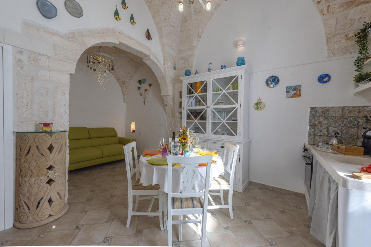 Ferienwohnung Le Alcove Del Leopardi Ostuni Exterior foto