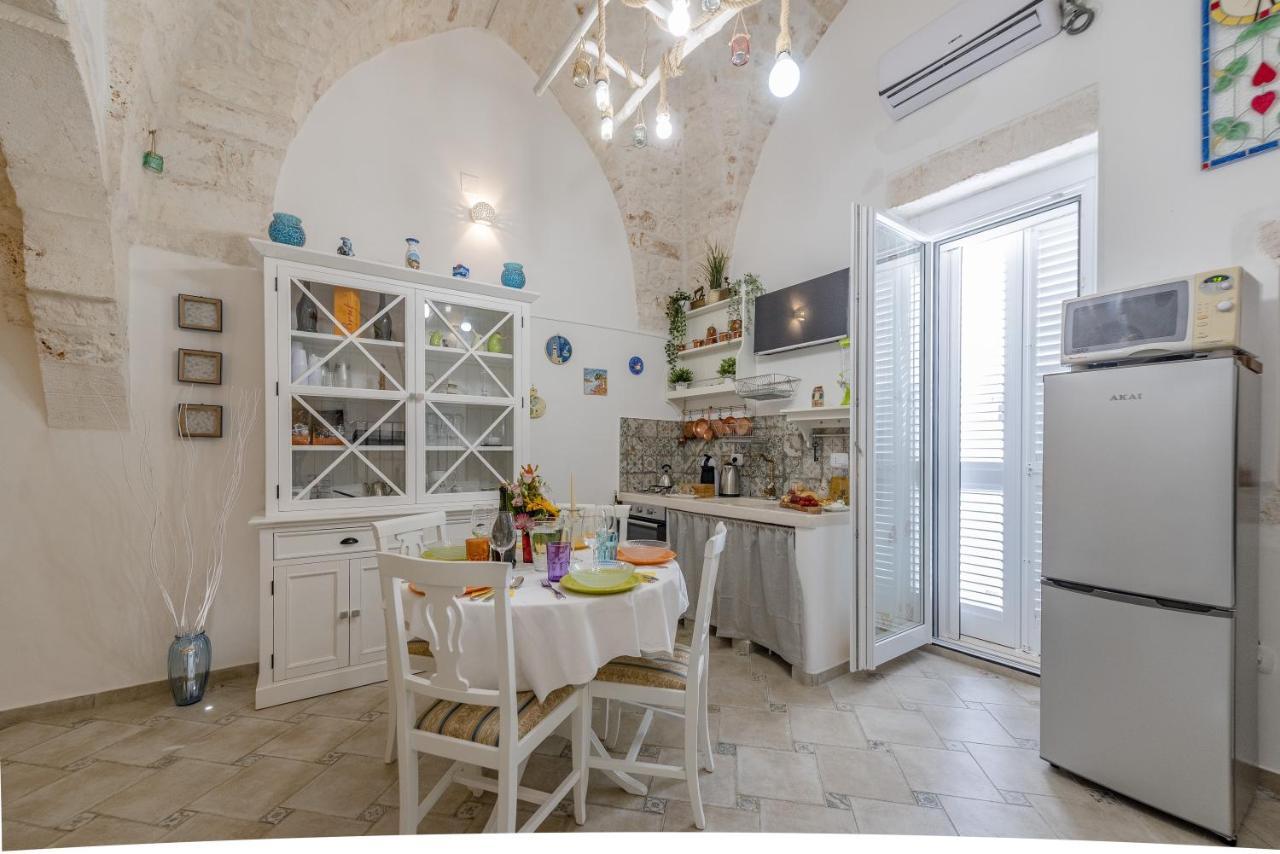 Ferienwohnung Le Alcove Del Leopardi Ostuni Exterior foto